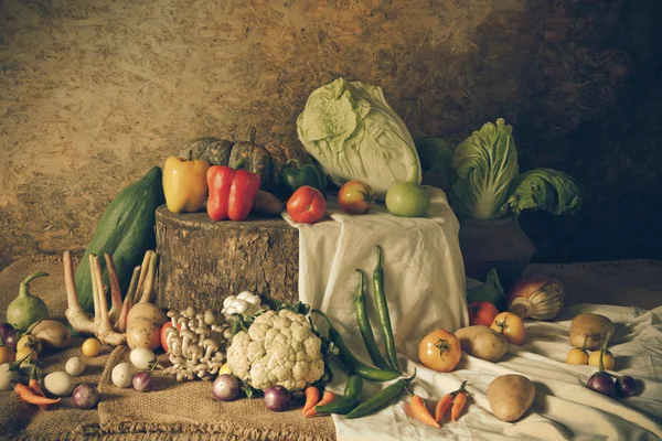 Nature morte Légumes, herbes et fruits — Photo