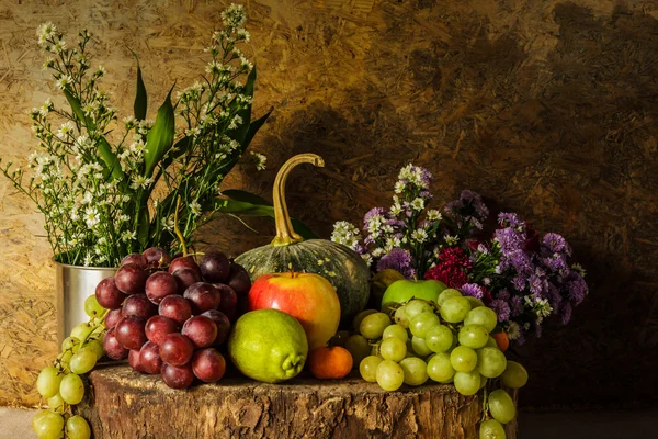 Meyvelerle dolu bir hayat.