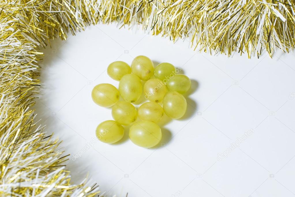 Twelve grapes, that are eaten in Spain to celebrate the new year