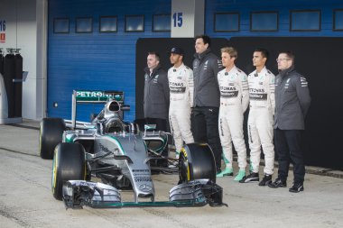 Formula 1, 2015: Yeni araba Mercede sunumunu