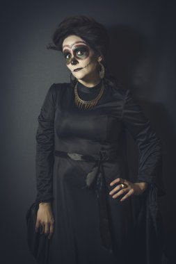 Kadın için Halloween kılık portresi