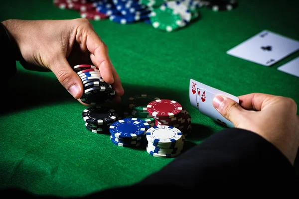 Adam iki as ve Kral ile Casino — Stok fotoğraf