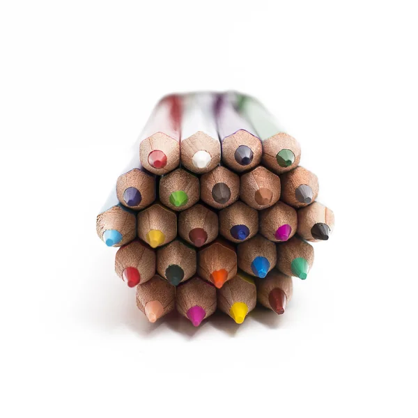 Crayons de couleur ensemble sur fond blanc — Photo