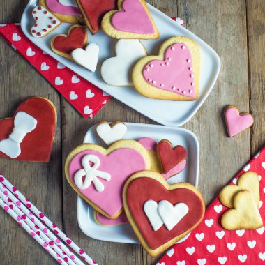 kalp şekilli kurabiye