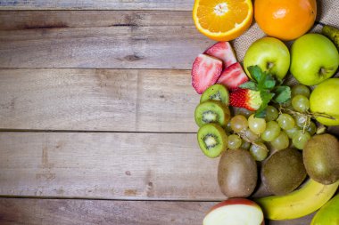 karışık taze meyve