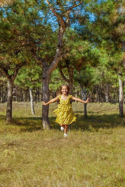 Rejoicing happy little girl — Stock Photo, Image