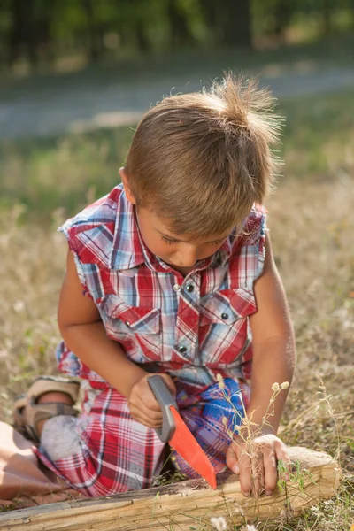 Little boy hard at work — Stock Photo, Image