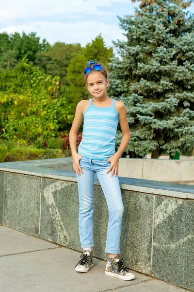 Güzel küçük kız.