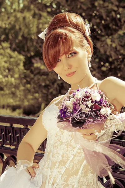 肖像红发迷人新娘 — 图库照片