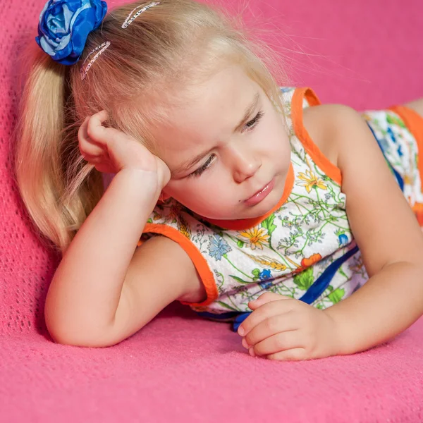 Cute little girl — Stock Photo, Image