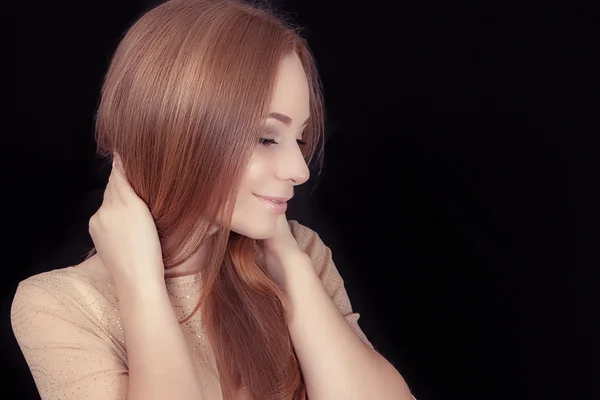 Retrato de mujer hermosa — Foto de Stock