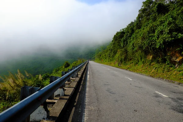 Hai Van mountain pass — Stock Photo, Image