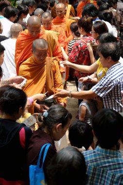 Asya rahipler üzerinde Buda'nın doğum günü kutlaması