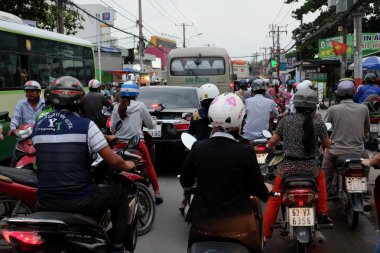 Acele saat kalabalık Asya şehir