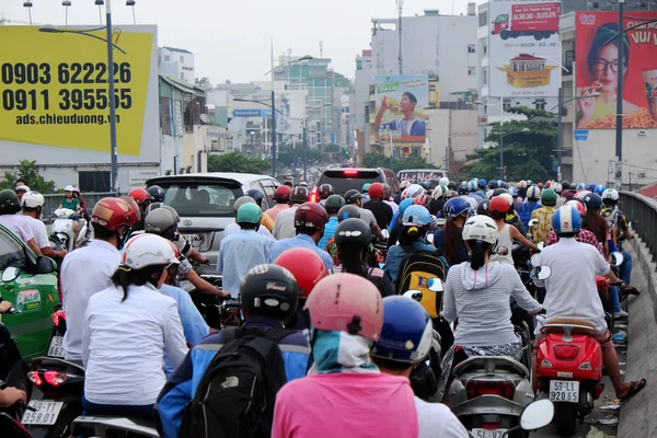 Overvolle Aziatische stad rush Hour — Stockfoto