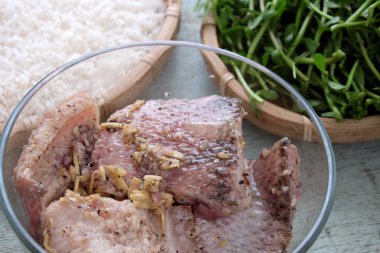 Vietnamca gıda, balık çorbası