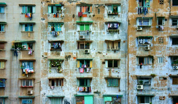 Grup eski pencere, ho chi minh apartmanı — Stok fotoğraf