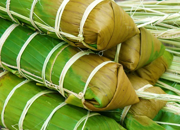 Banh tet, bolo de arroz glutinoso do Vietnã — Fotografia de Stock