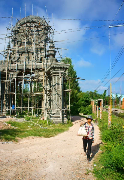 Construction work, construct khmer pagoda gate — Stock Photo, Image