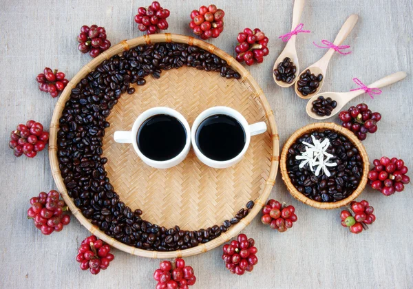 Recogida de café frijol, taza de café —  Fotos de Stock