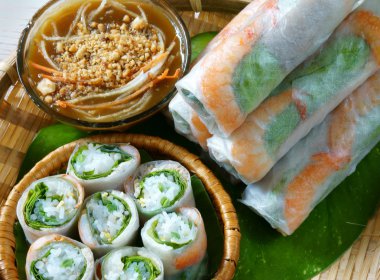 Vietnamca gıda, goi cuon, salata rulo