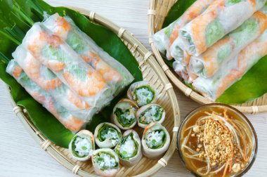 Vietnamca gıda, goi cuon, salata rulo