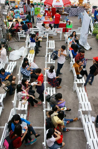 Feira do mercado de Ho Chi Minh, estudante vietnamita — Fotografia de Stock