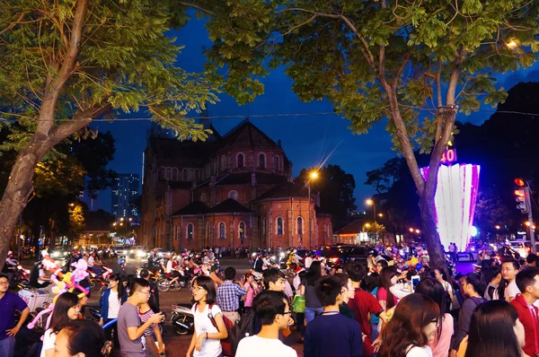 Cena urbana lotada, feriado no Vietnã — Fotografia de Stock