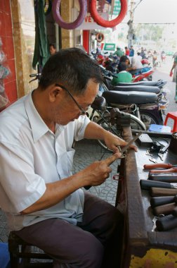 Asya adam onarım anahtar