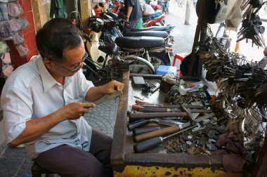 Asya adam onarım anahtar