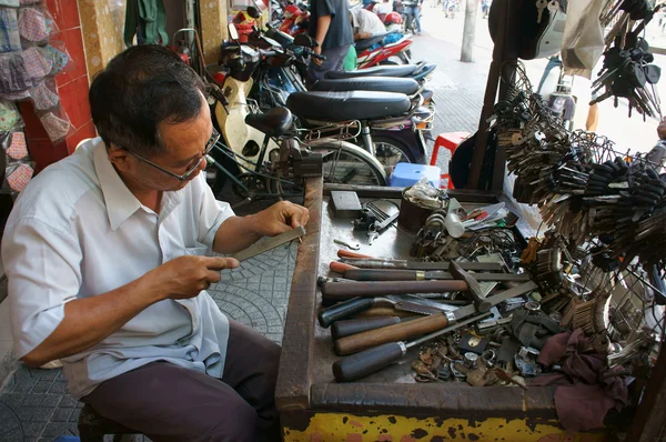 Asya adam onarım anahtar
