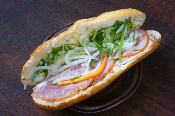 Vietnamca gıda, Banh'da mi 