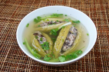 Vietnamca gıda, acı kavun, kıyma