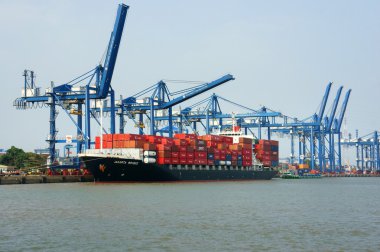 Ulaşım, ihracat, ithalat, Ho Chi Minh bağlantı noktası