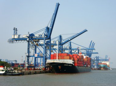 Ulaşım, ihracat, ithalat, Ho Chi Minh bağlantı noktası
