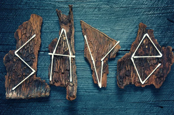 Saat Dünyalı, kapat, 60 dakika
