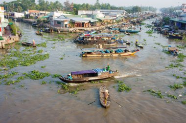 Kalabalık, Nga Nam yüzen pazarı, Mekong Delta seyahat