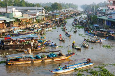 Kalabalık, Nga Nam yüzen pazarı, Mekong Delta seyahat