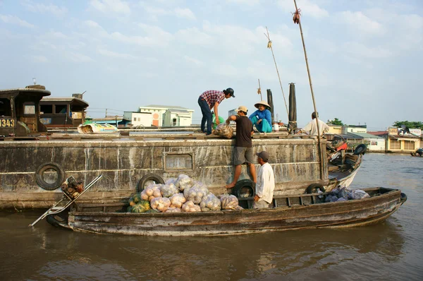 Cai Rang yüzen pazarı, Mekong Delta seyahat — Stok fotoğraf