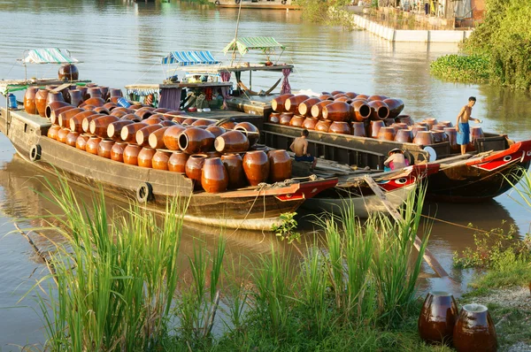 Transporte produto artesanal, Mekong Delta — Fotografia de Stock