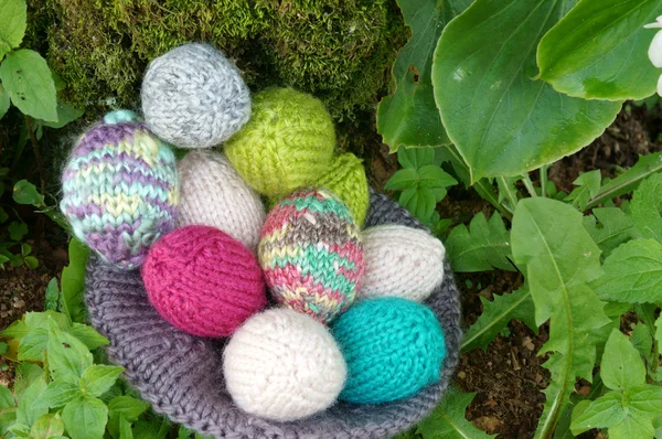 Handmade egg, Easter, holiday, knit — Stock Photo, Image