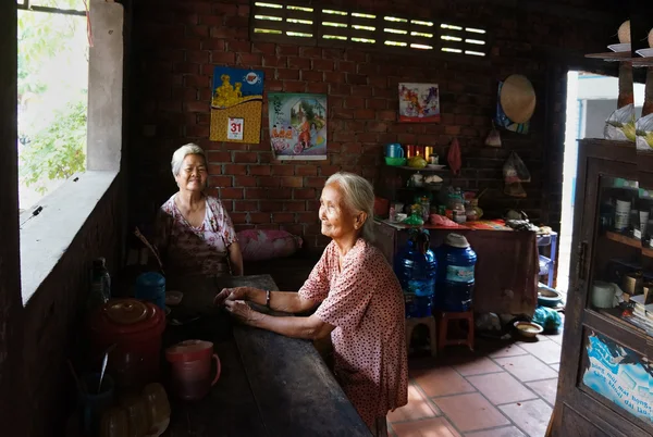 Asia Stara kobieta, wietnamski osób starszych — Zdjęcie stockowe