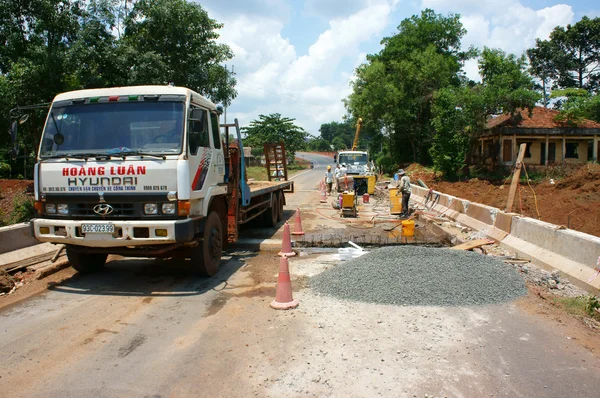 Asya adam, Vietnam işçi, inşaat proje — Stok fotoğraf