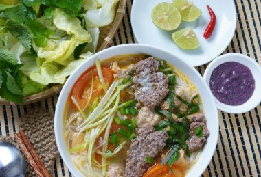 Vietnamese food, bun rieu, bunrieu,Vietnam eating