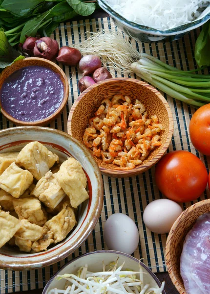 Vietnamese food, bun rieu, bunrieu,Vietnam eating — Stock fotografie