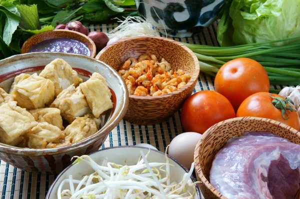 Cibo vietnamita, panino rieu, bunrieu, mangiare in Vietnam — Foto Stock