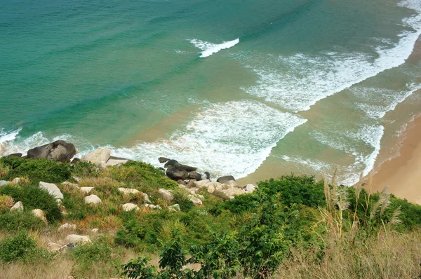 Wietnam krajobraz, plaża, góry, ekologia, podróży — Zdjęcie stockowe