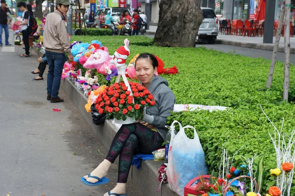Vendedor de rua vietnamita, mercado ao ar livre flor — Fotografia de Stock