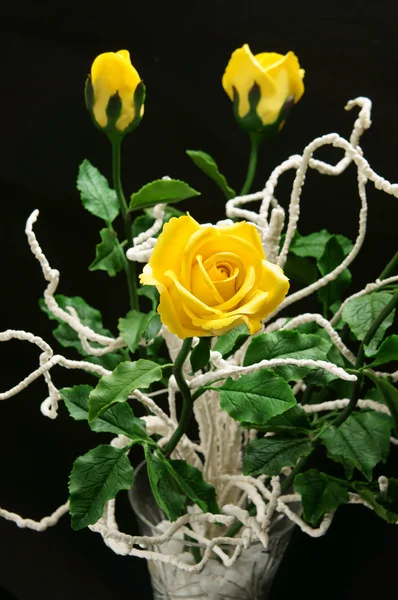 Produto artesanal, flor de barro, flores artificiais — Fotografia de Stock