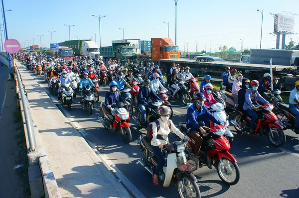 Crowded, Vietnam, Asia ctiy, vehículo, humos de escape , — Foto de Stock
